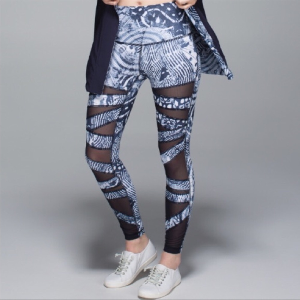 🦄Lululemon Wanderlust Highest Times mesh leggings